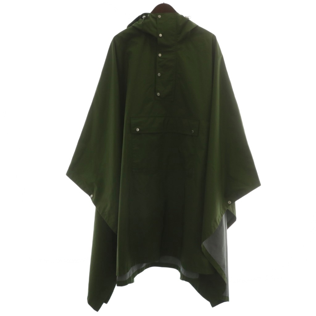 【中古】PUMA MAISON KITSUNE WATERPROOF PONCHO ポンチョ マント 防水 フード ロゴ プリント M カーキ 532314-94 プーマ PUMA メゾンキツネ MAISON KITSUNE WATERPROOF PONCHO ポンチョ