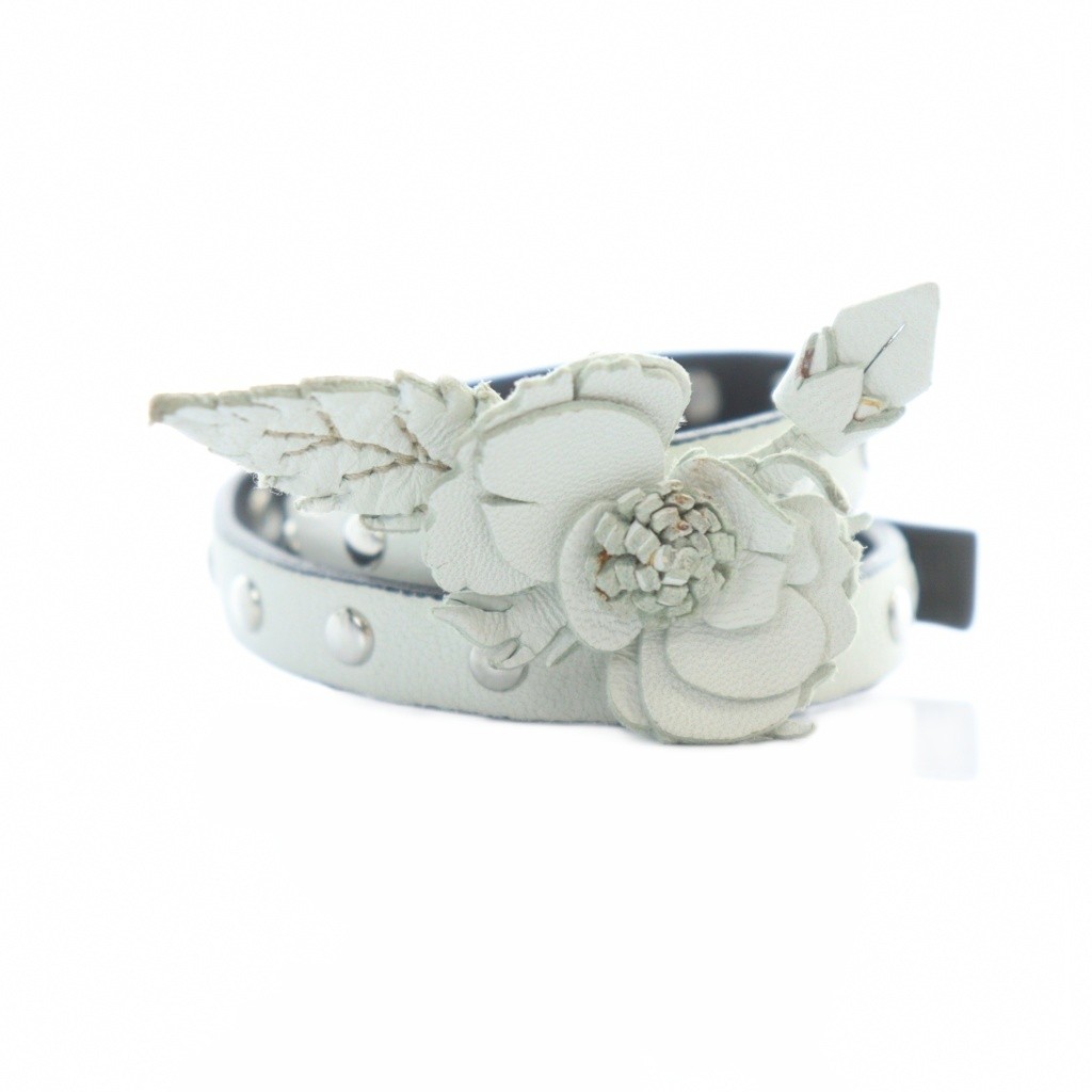 プラダ PRADA ブレスレット アクセサリー バングル レザー 花 フラワー 