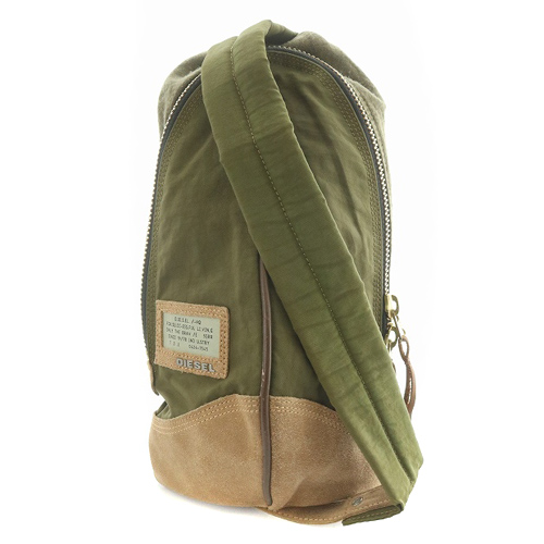 DIESEL ボディバッグ ナイロン カーキ 未使用】ディーゼル ベルト