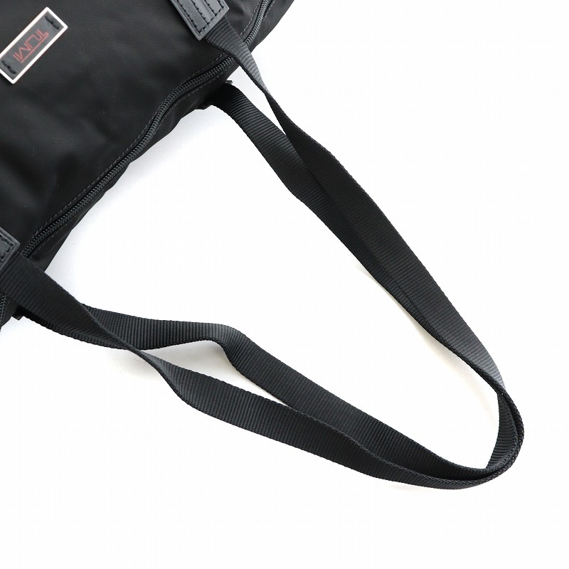 TUM トゥミ トートバッグ エコバッグ ナイロン 収納ポーチ付 ブラック 希少] TUMI トゥミ 収納型トートバッグ エコバッグ ブラック