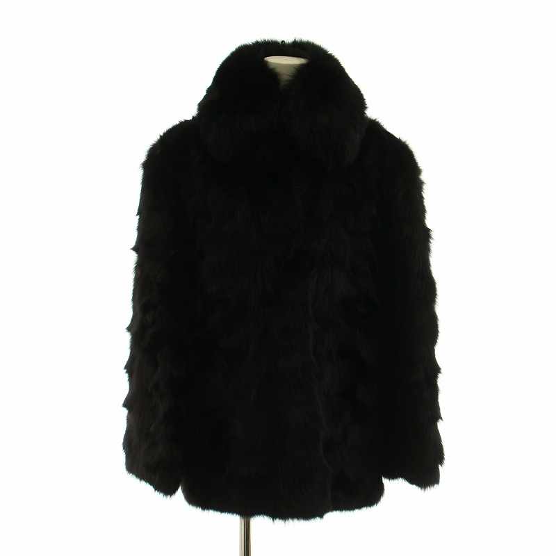 サガフォックスのブラック毛皮コート