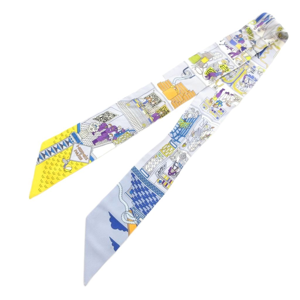 エルメス HERMES LA MAISON DES CARRES ツイリー 絹 シルク 水色  