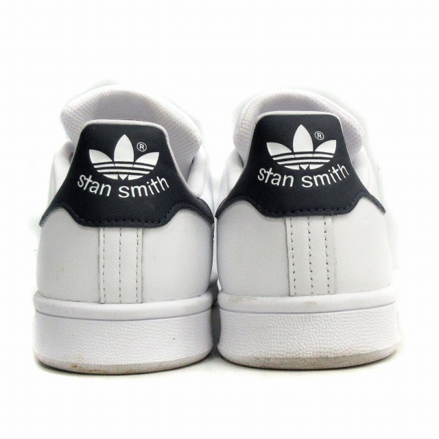 天然皮革‼️新品✨スタンスミス adidas 23.5 エアフォース1 白 黒 天然皮革‼️新品✨スタンスミス adidas 23.5 エアフォース1 白