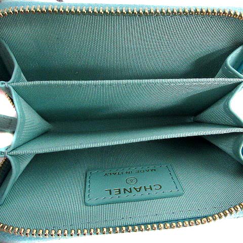 シャネル　CHANEL マトラッセ　名刺入れ　カードケース　水色 CHANEL - シャネル クラシック フラップ カードケース