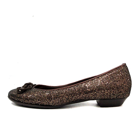 銀座かねまつ　バレエパンプス ベージュ×黒　フラット シューズ　1度履きました 2025年最新】銀座かねまつ カラー：ベージュ系 フラットシューズ