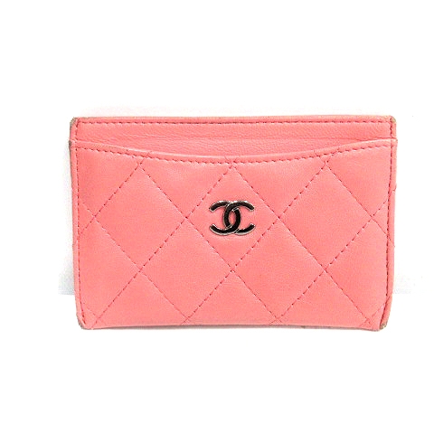 CHANEL ピンクレザー キルティングカードケース