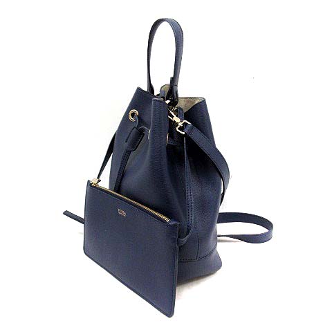 FURLA 巾着ショルダー・ハンドの2wayバックポーチ付き