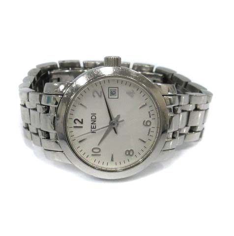 フェンディ FENDI クラシコ orologi 腕時計 クオーツ シルバー色 2100L