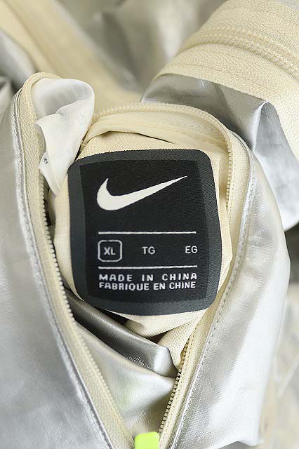 Nike シルバー ブラック ジャケット XL 【公式通販】