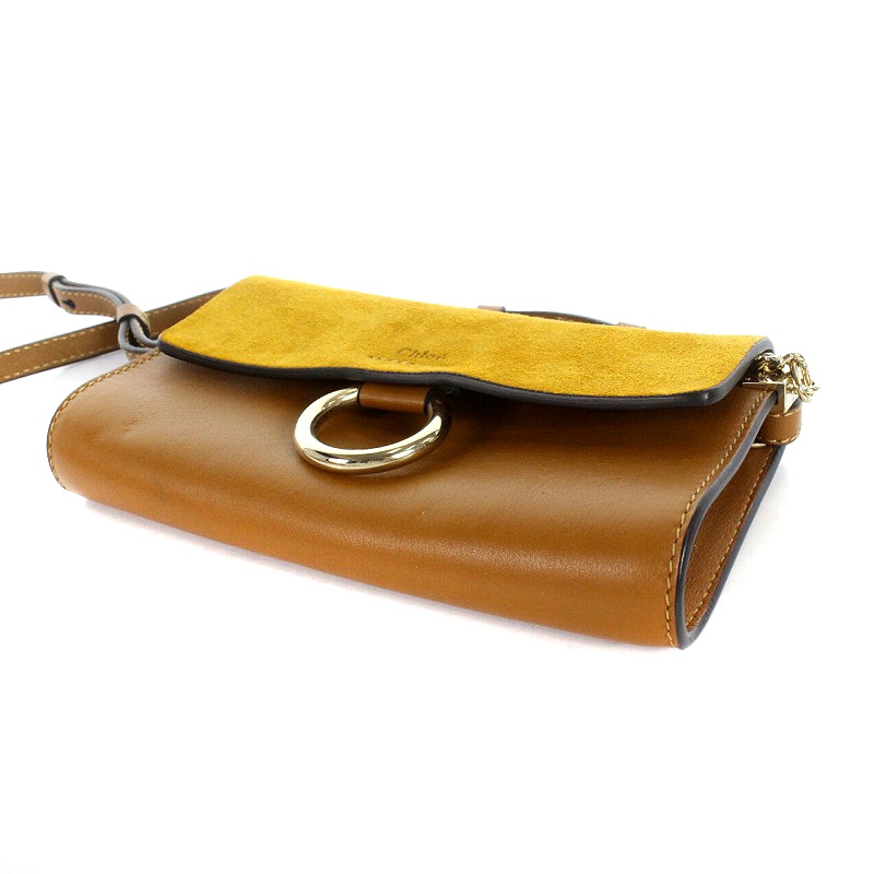 Chloe スエードレザー カメラバッグ ブラウン【注目商品】★ Chloé スエードレザー製Camera Bag | Chloé JP