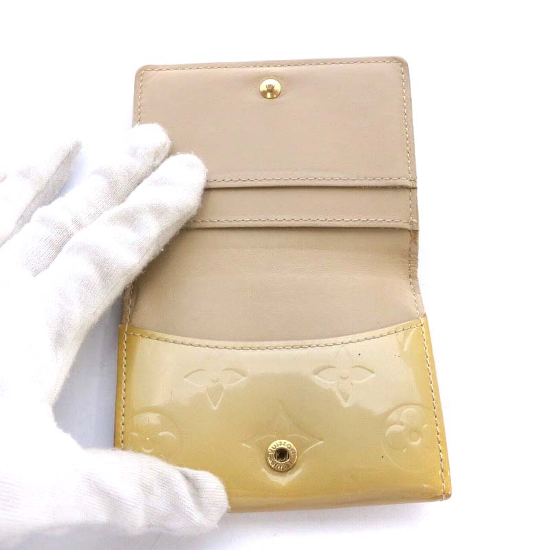 お値下げ中Louis Vuitton イエローレザー コインケース　ヴェルニ お値下げ中Louis Vuitton イエローレザー コインケース ヴェルニ
