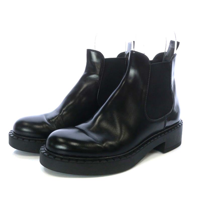 PRADA チャンキーヒール  ショートブーツ 22.5 PRADA チャンキーヒール ショートブーツ 22.5
