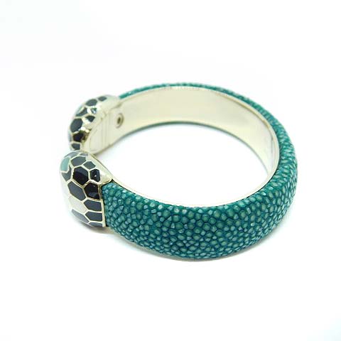 ブルガリ BVLGARI SERPENTI FOREVER BRACELET セルペンティ バングル 