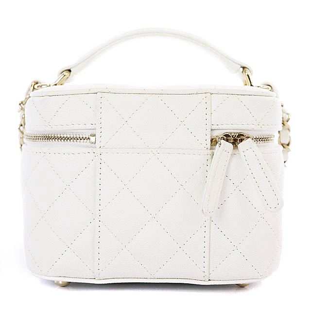 シャネル　カゴバッグ　バニティ チェーン ショルダーバッグ ココマーク 白 シャネルカゴバッグバニティ チェーン ショルダーバッグ ココマーク 白