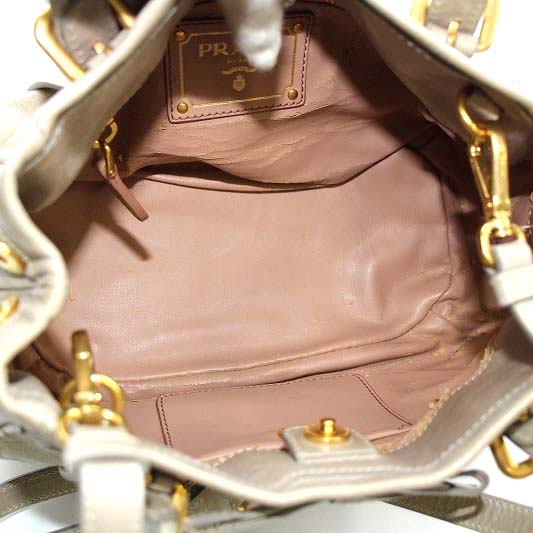 プラダ PRADA ハンドバッグ ショルダーバッグ 2way レザー プラダ PRADA ハンドバッグ ショルダーバッグ 2way レザー