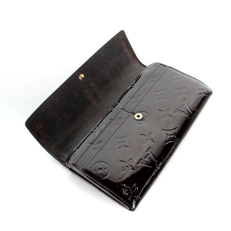 ルイヴィトン LOUIS VUITTON モノグラムヴェルニ ポルトフォイユサラ 