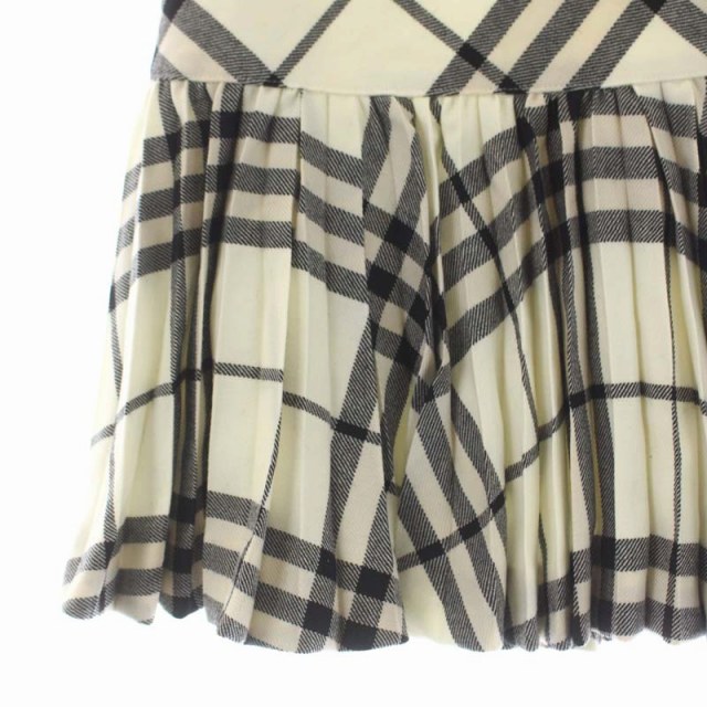 未使用品 バーバリーブルーレーベル BURBERRY BLUE LABEL ウール  