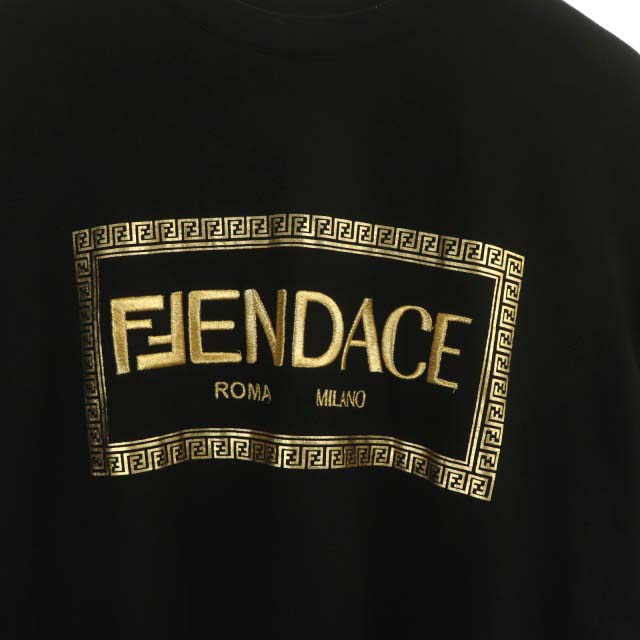 FENDI ( フェンディ ) × VERSACE ( ヴェルサーチェ ) コラボ ｜半袖(T 