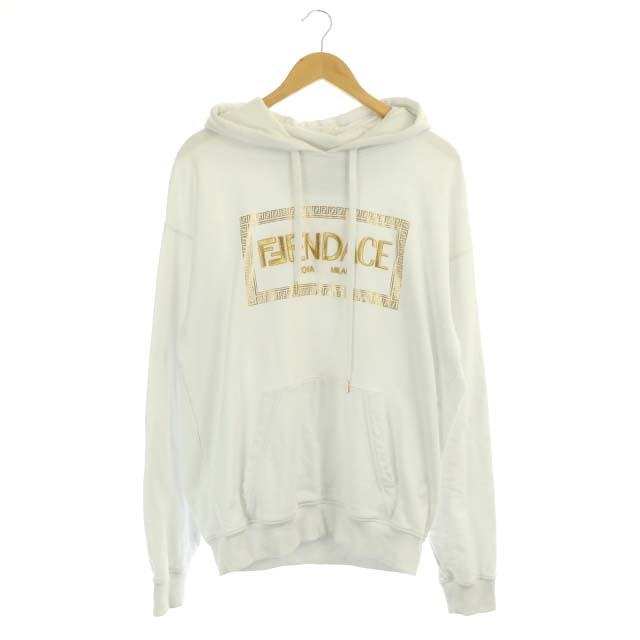 フェンディ FENDI × ヴェルサーチ VERSACE フェンダーチェ 22SS ロゴ  