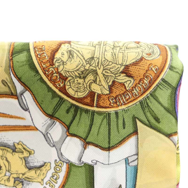 GUCCI　グッチ　スカーフ　勲章　シルク100％　約85cm GUCCIグッチスカーフ勲章シルク100％約85cm