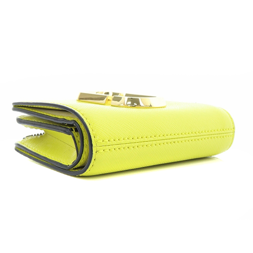 マークジェイコブス MARC JACOBS スナップショット 二つ折り財布