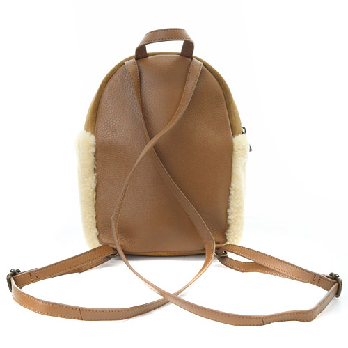 UGG ブラウンボアリュック UGG ブラウンボアリュック