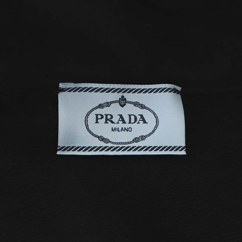 プラダ PRADA 21AW トライアングルクロップド ジップアップパーカー