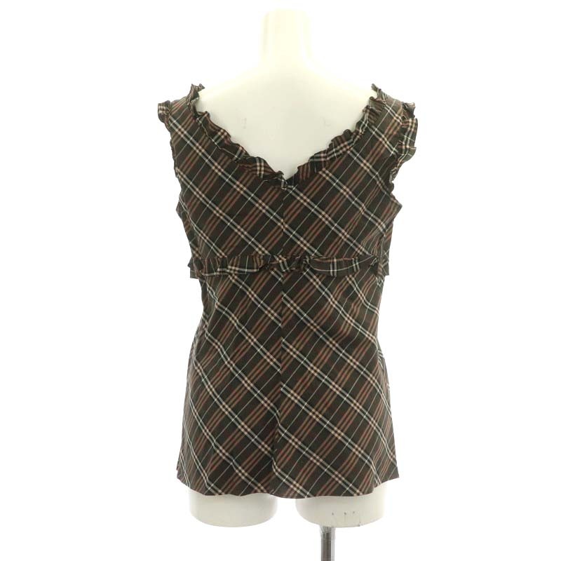 BURBERRY BLUE LABEL ノースリーブタンクトップ　夏服 BURBERRY BLUE LABEL ノースリーブタンクトップ 夏服