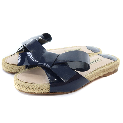 MIUMIU パテントリボンミュール