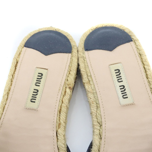 ミュウミュウ miumiu パテント リボン フラットサンダル