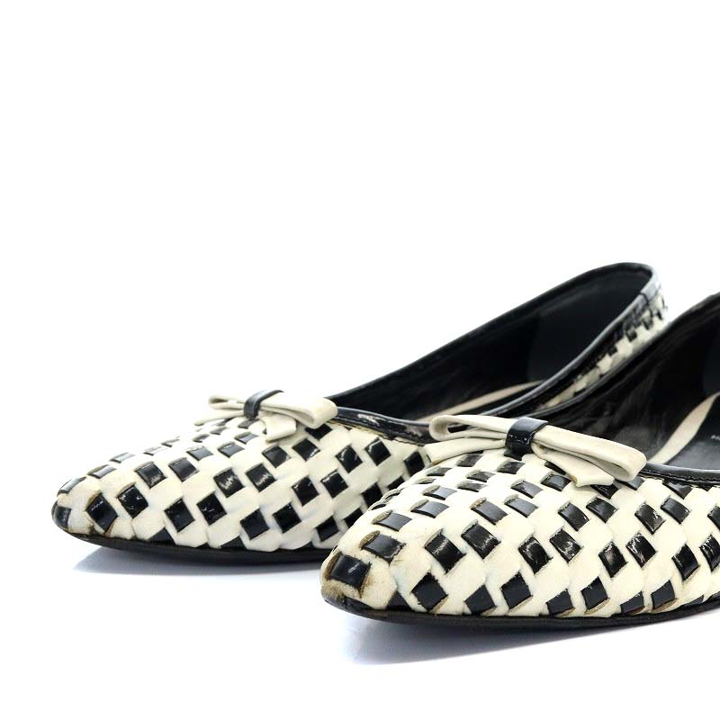 【MIUMIU】パテントレザーパンプス チェーン パール バイカラー MiuMiu＊Patent leather pumps パテントレザーパンプス＊送料込