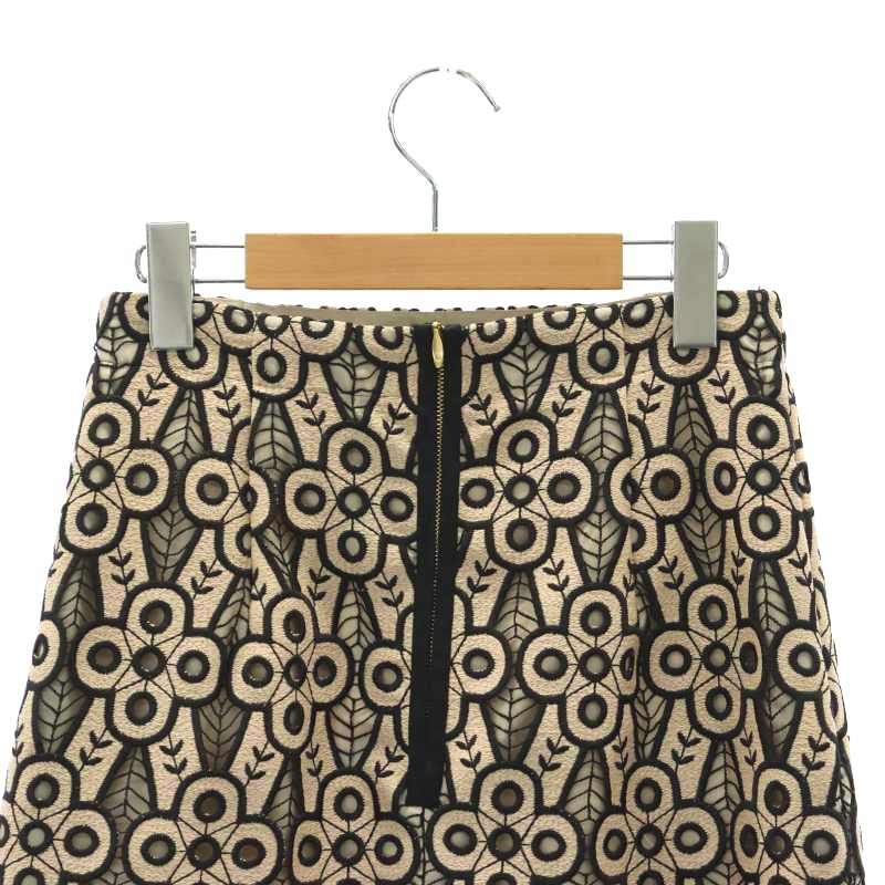 ルルウィルビー Loulou Willoughby 22AW ジオメトリックレース 