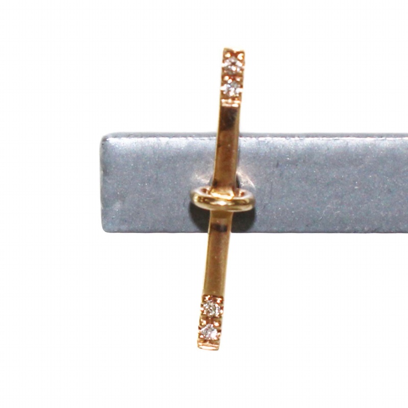 ヒロタカ Hirotaka トラパーズ Trapeze 片耳用ダイヤモンドピアス 0.02  