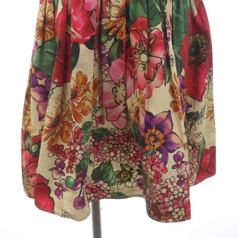 ヴァレンティノ ガラヴァーニ VALENTINO GARAVANI フラワー柄  