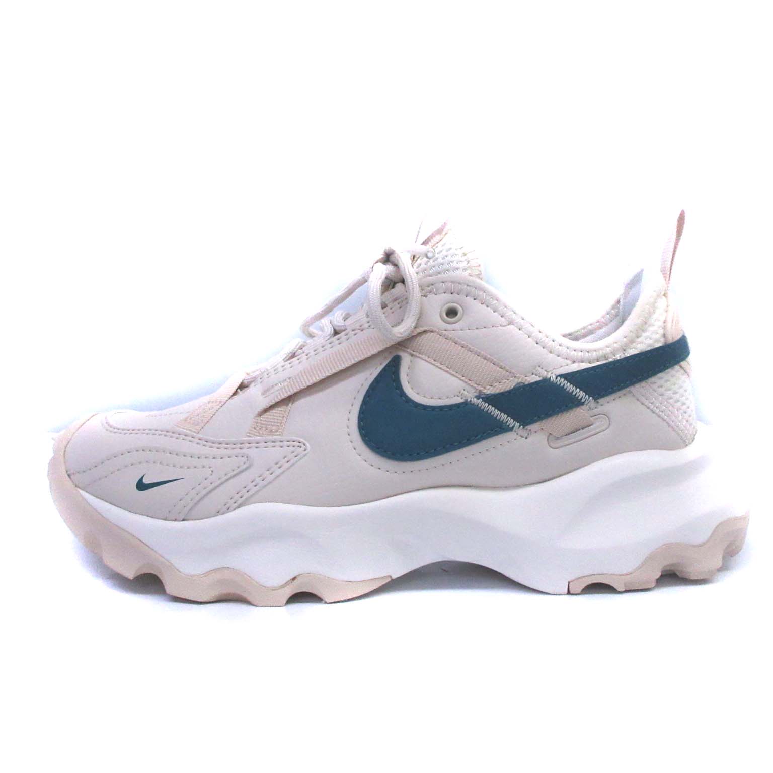 NIKE TC 7900 22.5cm 【公式通販】