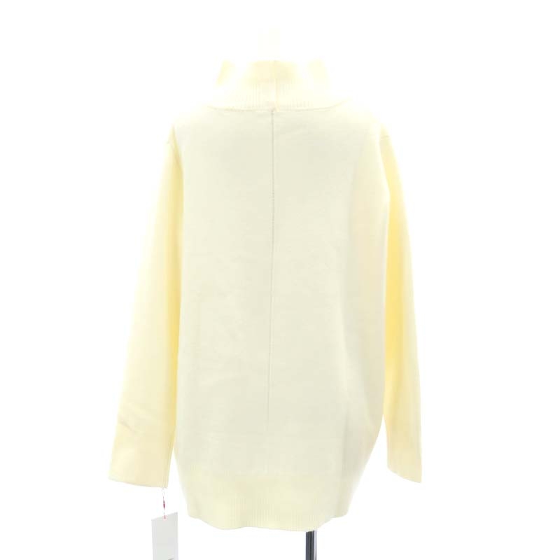 未使用品 パシオーネ PASSIONE ハイネックニットプルオーバー セーター 