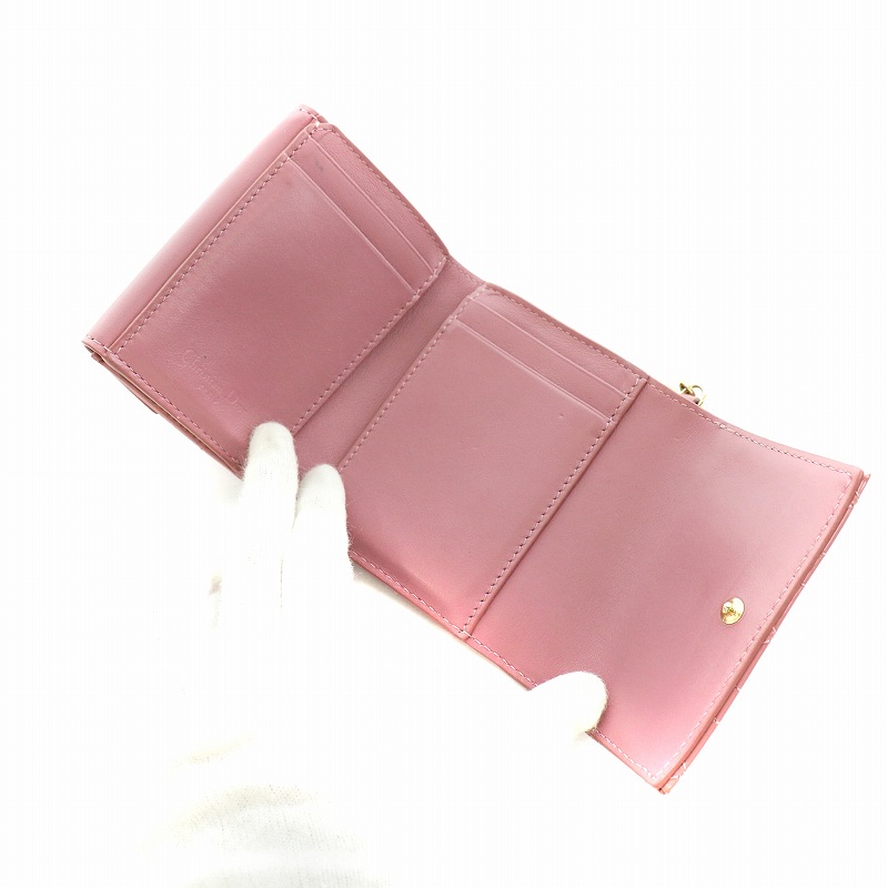 Dior ロータスウォレット カナージュ　ピンク LADY DIOR ロータスウォレット カナージュ 三つ折り財布 ピンク（2024