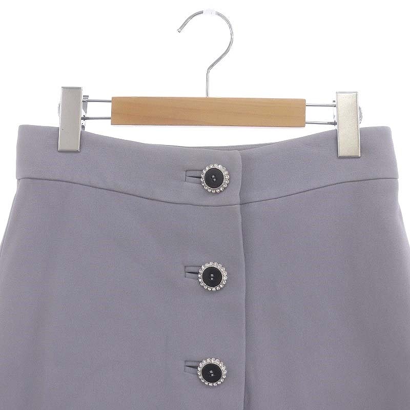 ミュウミュウ miumiu ビジューボタン ミニスカート 台形スカート 前  