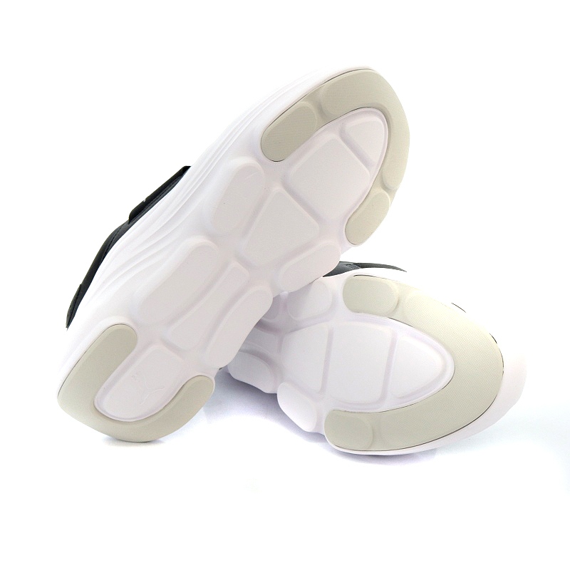 新品未使用タグ付き♡PUMA♡厚底スニーカー♡プラウル680 PUMA】厚底スニーカー💖 | アステ川西