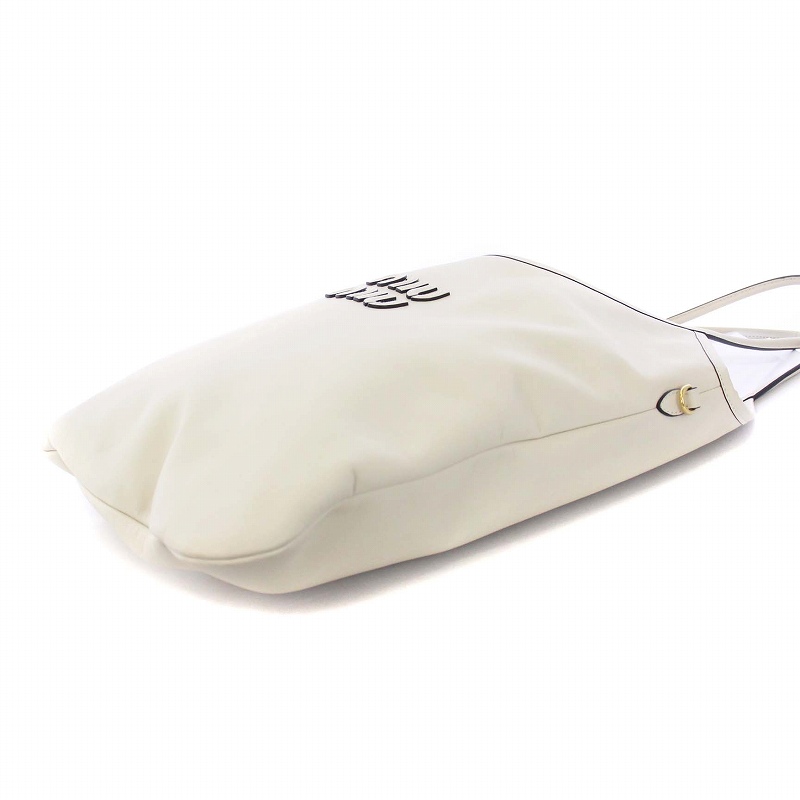 MIUMIU ミュウミュウ　トートバッグ　　レザー　アイボリー ミュウミュウ レザートートバッグ ハンドバッグ ロゴ アイボリー