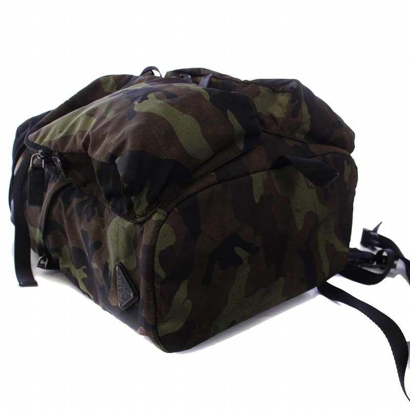 プラダ バックパック 迷彩 カモフラージュ カーキ リュック　デイパック プラダ バックパック 迷彩 カモフラージュ カーキ リュックデイパック