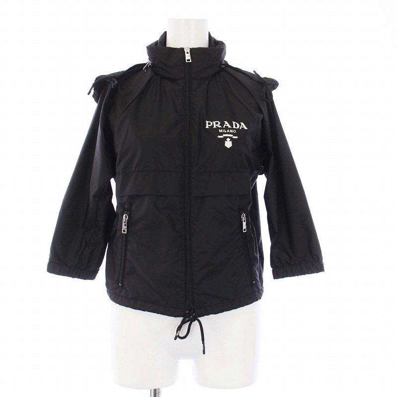 プラダナイロンパーカーアウターショート丈
