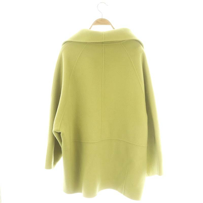 STUNNING LURE（スタニングルアー）の「ジップアップリバーコート