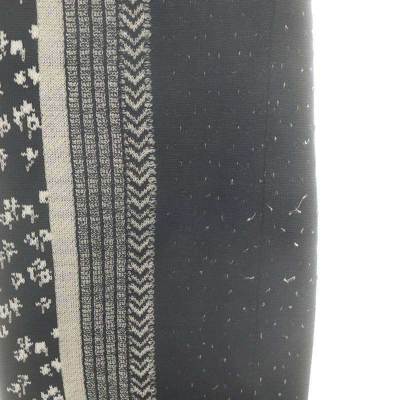 マメクロゴウチ Mame Kurogouchi osmanthus pattern jacquard knitted