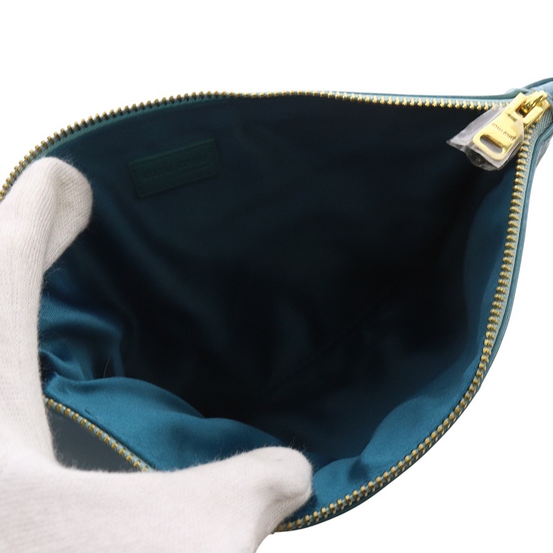 ミュウミュウ miumiu ノベルティ商品 エナメル ポーチ ロゴ 水色 