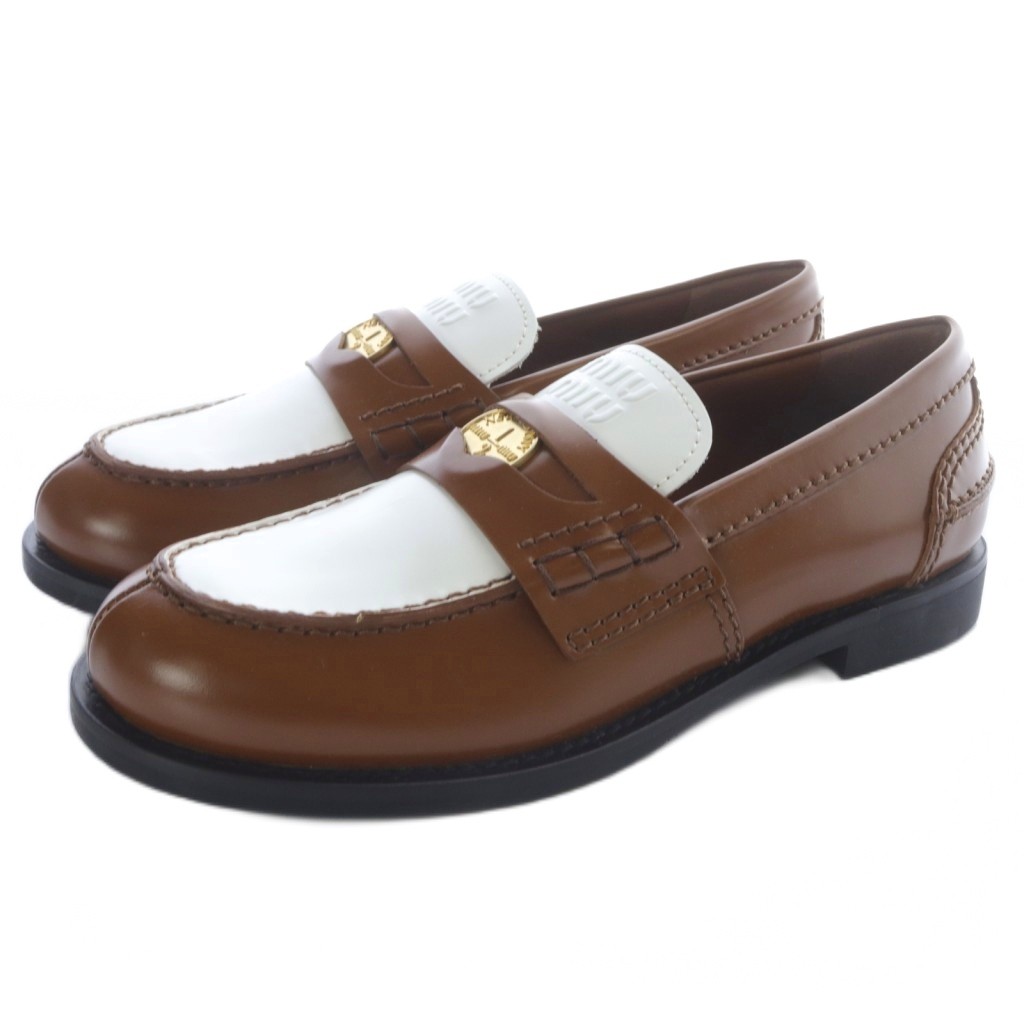 ミュウミュウ miumiu ローファー コインローファー レザー ロゴ