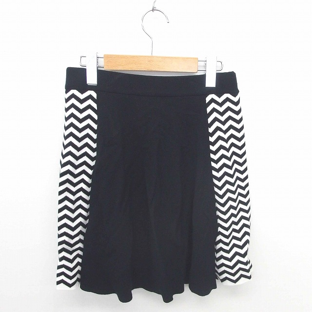 プリングル Pringle スカート フレア ひざ丈 ヘリンボーン柄 UK10 黒  