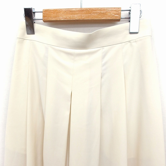 リエス Liesse タック ワイド クロップド パンツ 無地 2 リエス Liesse タック ワイド クロップド パンツ 無地 2
