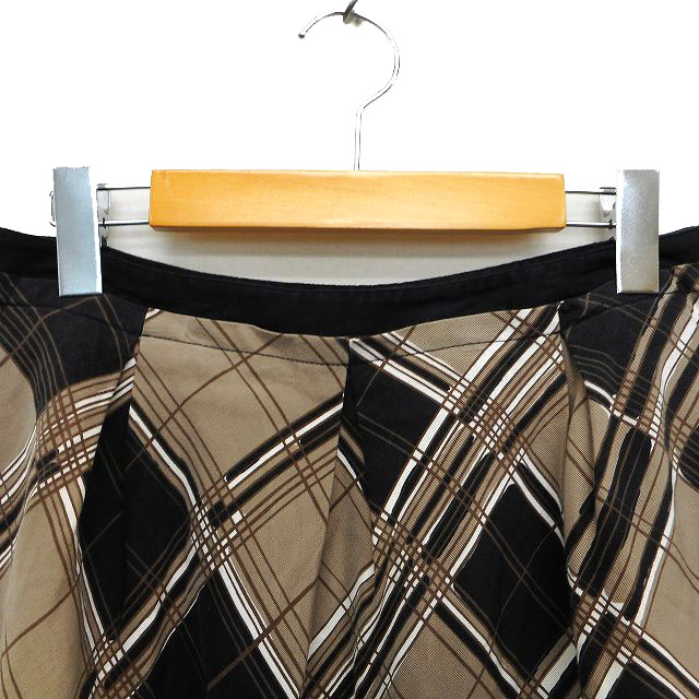 ビーシービージーマックスアズリア BCBGMAXAZRIA スカート フレア ひざ  