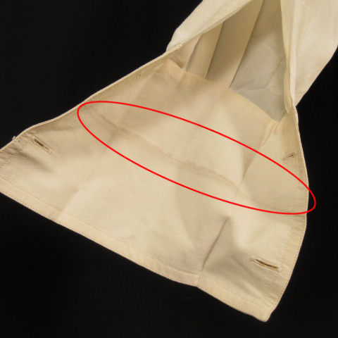 貴重CHANEL ヴィンテージ　ブラウス　ベージュ 貴重CHANEL ヴィンテージ ブラウス ベージュ